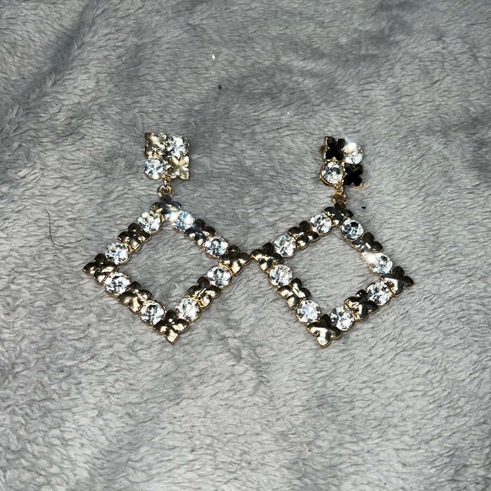 Fashion earrings